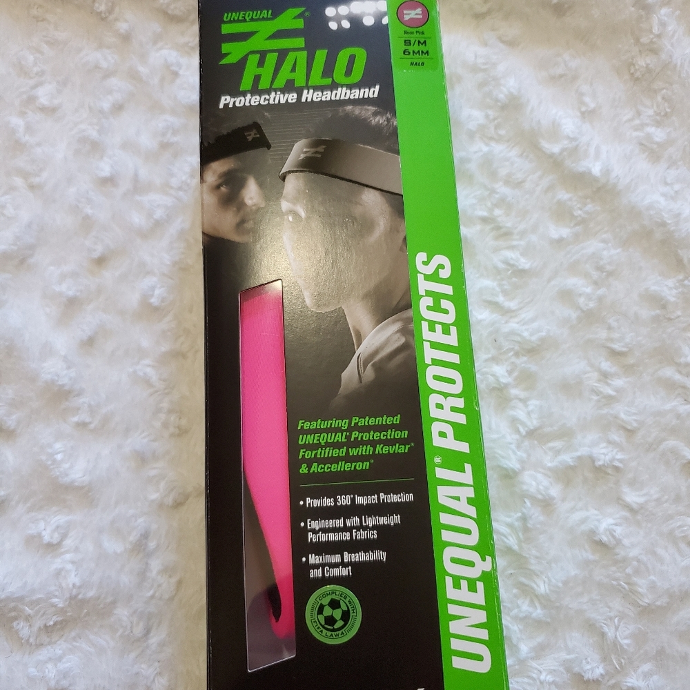 Womens athletic apparel